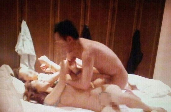 淫少李宗瑞变态3P淫照